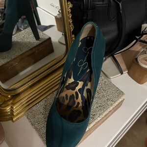 Sophisticated Jessica Simpson Teal Suede Platform Heels